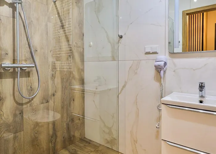 Apartment Wiktoryn 6 By Perfect 203 *